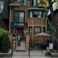 All Days Hostel - This building is a popular building style in this area. Nearby, you will find a McDonald's, post office, grocery store, drug store, etc.