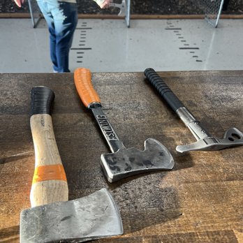 Axe Ventures LA - Axe Throwing Near Me - Los Angeles, California