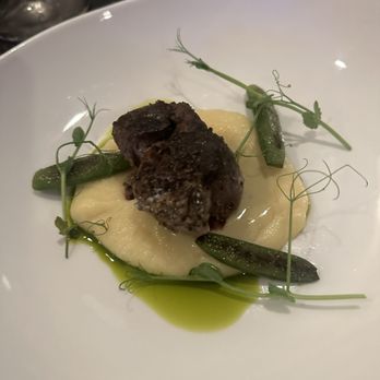 DelecTable - cherry smoked snake river beef fillet - New American Near Me - Madison, Wisconsin