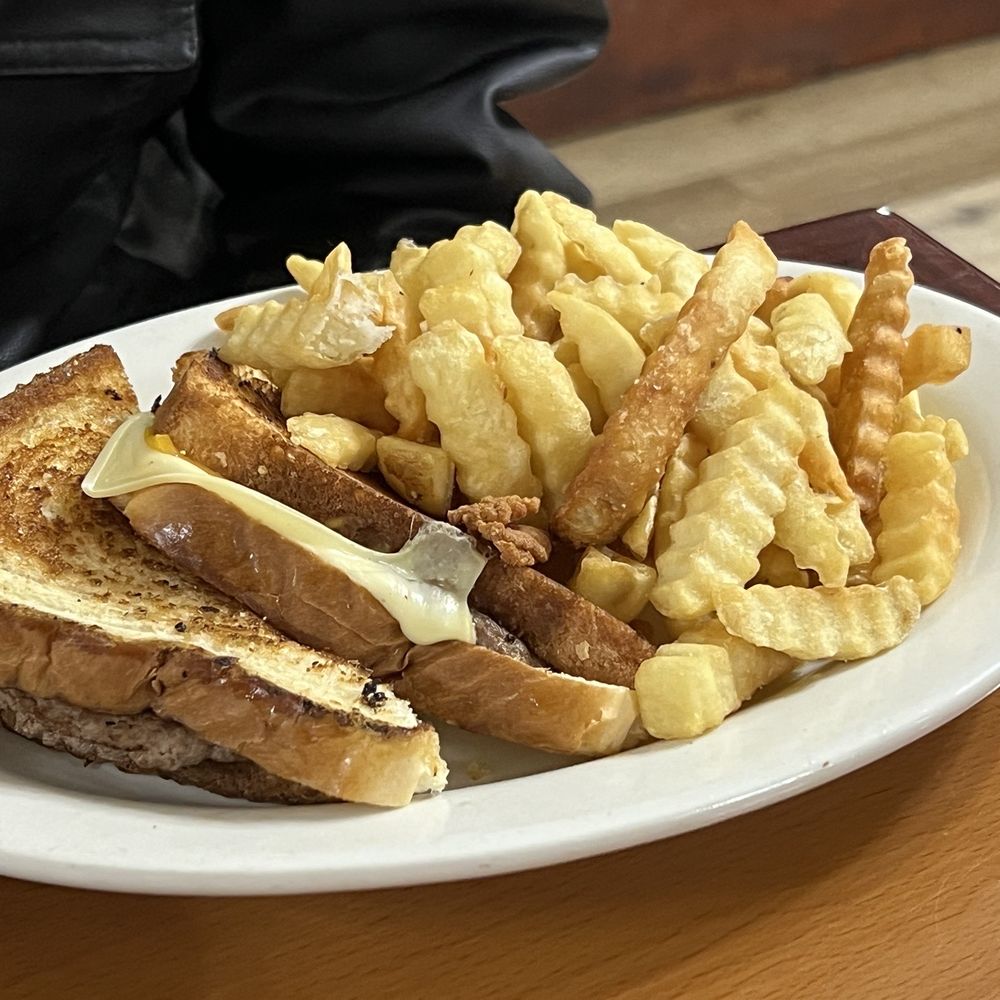 Clock Restaurant - Patty Melt - Diners Near Me - Spartanburg, South Carolina Clock Restaurant - Patty Melt - Diners Near Me - Spartanburg, South Carolina