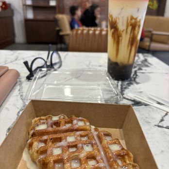 Fatbee Cafe - Incredible Brown Sugar Boba - Bubble Tea Near Me - Everett, Washington Fatbee Cafe - Incredible Brown Sugar Boba - Bubble Tea Near Me - Everett, Washington