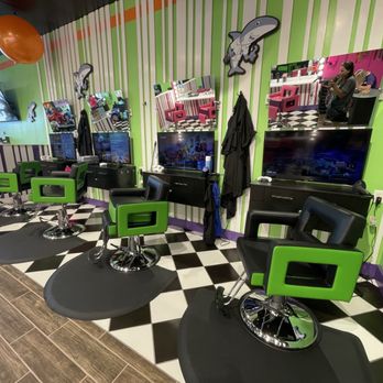 Sharkey’s Cuts For Kids - Kids Hair Salons Near Me - Magnolia, Texas Sharkey’s Cuts For Kids - Kids Hair Salons Near Me - Magnolia, Texas