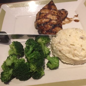99 Restaurants - Balsamic chicken dinner - Pubs Near Me - Dayville, Connecticut 99 Restaurants - Balsamic chicken dinner - Pubs Near Me - Dayville, Connecticut