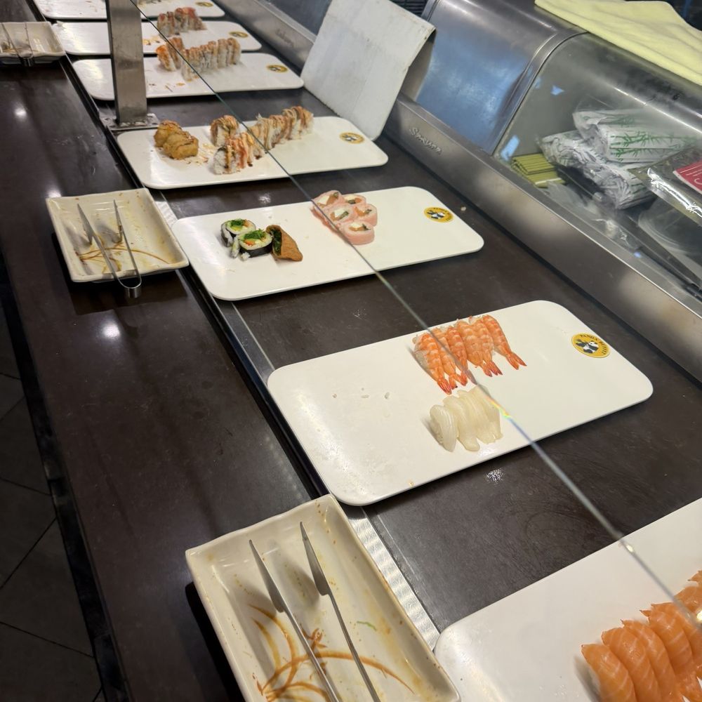 Golden Panda Buffet - sushi that isn't temp controlled - Buffets Near Me - Baldwin Park, California Golden Panda Buffet - sushi that isn't temp controlled - Buffets Near Me - Baldwin Park, California