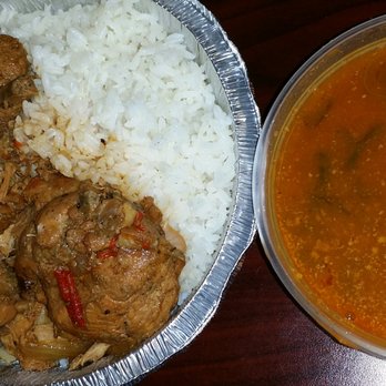 Punta Cana - Chicken and Rice. Red beans on the side. Soooooo Good !!!! - Dominican Near Me - Fort Lee, New Jersey