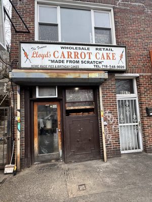 Lloyd's Carrot Cake by null