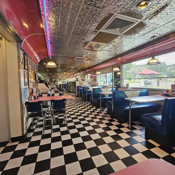 Eagle Diner - Inside view from my table - Diners Near Me - Eagle, Colorado Eagle Diner - Inside view from my table - Diners Near Me - Eagle, Colorado