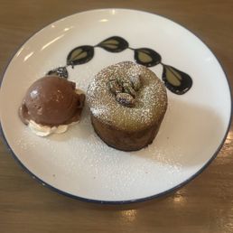 White chocolate pistachio lava cake