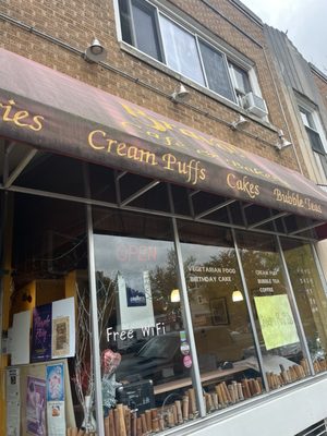 Bravo Bakery by null