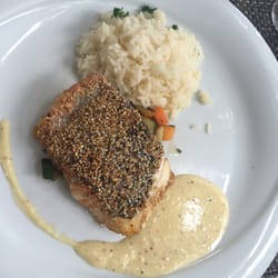 La Croix d'Ouchy - Fish & rice ( served in two exact same portions)
