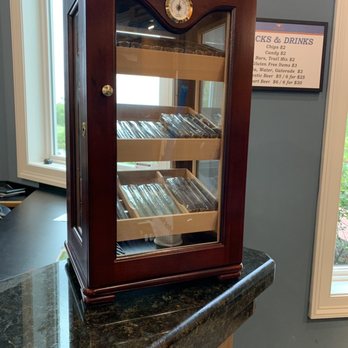 Lake Presidential Golf Course - They have cigars! - Golf Near Me - Upper Marlboro, Maryland