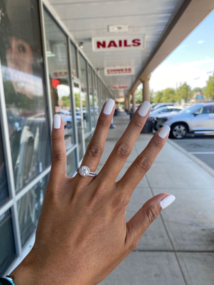 TULIP NAILS Updated August 2024 80 Main St, Hackettstown, New