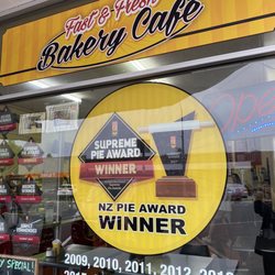 Fast & Fresh Bakery Cafe