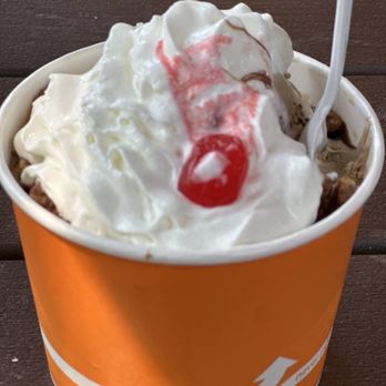 Pinecone Ice Cream - My Turtle Sundae - Ice Cream & Frozen Yogurt Near Me - North Royalton, Ohio Pinecone Ice Cream - My Turtle Sundae - Ice Cream & Frozen Yogurt Near Me - North Royalton, Ohio