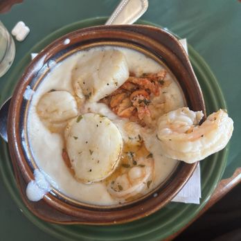 O'Shea's Olde Inne - Cape Cod seafood chowder - Irish Near Me - West Dennis, Massachusetts