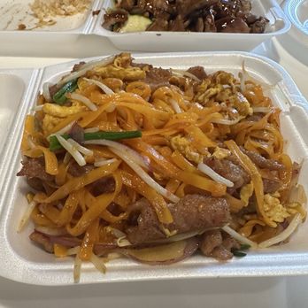 China a gogo - Phad Thai Noodle - Chinese Near Me - Las Vegas, Nevada China a gogo - Phad Thai Noodle - Chinese Near Me - Las Vegas, Nevada