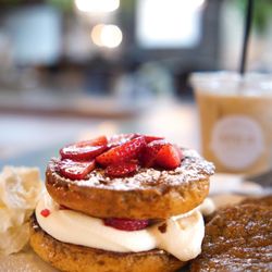 New Holland Coffee Company - Strawberry Cheesecake French Toast
