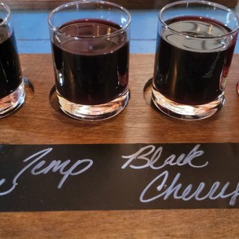 Windmill Farm Winery - Wineries Near Me - Seguin, Texas