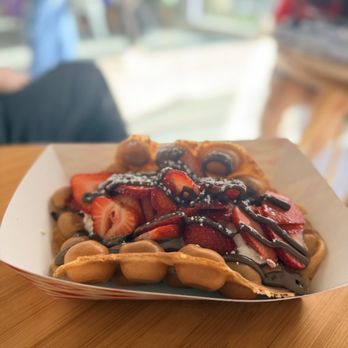 Chaplus - Strawberry Nutella Bubble Waffle - Bubble Tea Near Me - Anaheim, California Chaplus - Strawberry Nutella Bubble Waffle - Bubble Tea Near Me - Anaheim, California