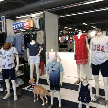 Old Navy Outlet - Men's Clothing Near Me - Pooler, Georgia Old Navy Outlet - Men's Clothing Near Me - Pooler, Georgia