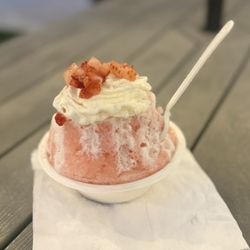 Lilo's Shave Ice - Strawberry shortcake