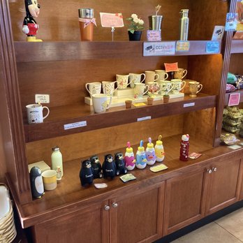 Breeze Bakery Cafe - Bakeries Near Me - Annandale, Virginia