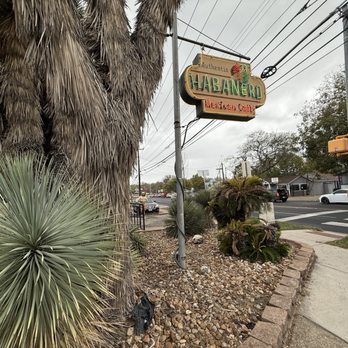 Habanero Mexican Cafe - Mexican Near Me - Austin, Texas