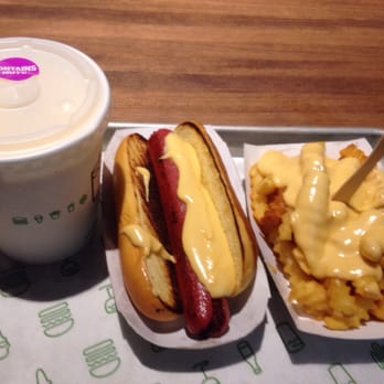Shake Shack I-Drive - Delicious doesn't begin to describe this meal! - Ice Cream & Frozen Yogurt Near Me - Orlando, Florida Shake Shack I-Drive - Delicious doesn't begin to describe this meal! - Ice Cream & Frozen Yogurt Near Me - Orlando, Florida