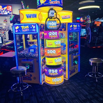 Dave & Buster's Lehigh - Sports Bars Near Me - Whitehall, Pennsylvania Dave & Buster's Lehigh - Sports Bars Near Me - Whitehall, Pennsylvania