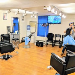 Shiny Salon - Inside the salon