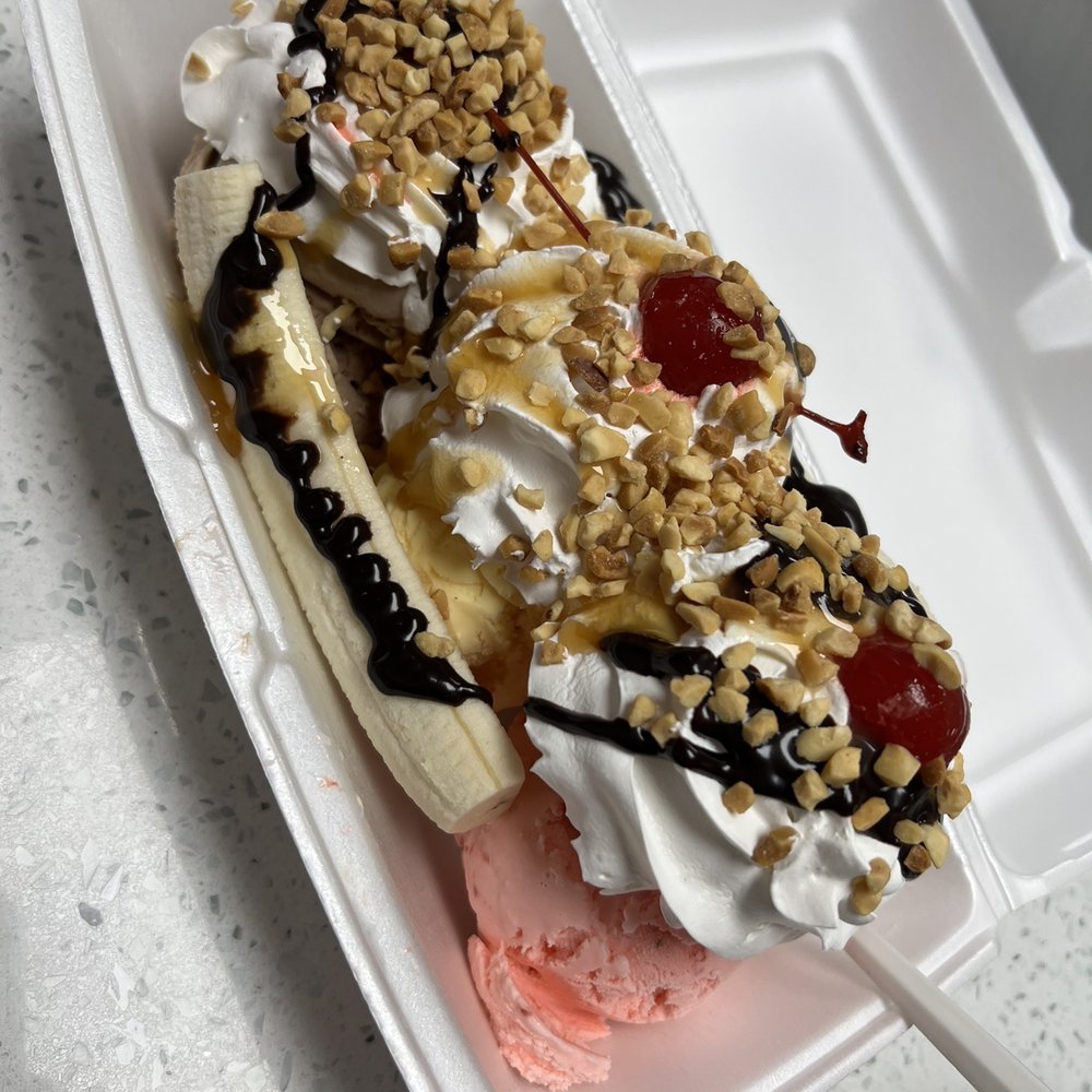 Strawberries and Cream - Banana split! - Ice Cream & Frozen Yogurt Near Me - Forney, Texas Strawberries and Cream - Banana split! - Ice Cream & Frozen Yogurt Near Me - Forney, Texas
