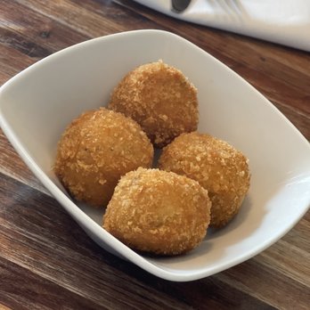 El Meson Restaurant - Croquetas De Jamón Y Pollo - Spanish Near Me - Houston, Texas