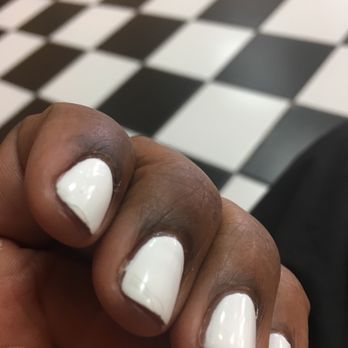 Metro Nail Bar Sterling - Layers of polish peeling off and cracks across my nail. - Nail Salons Near Me - Sterling, Virginia