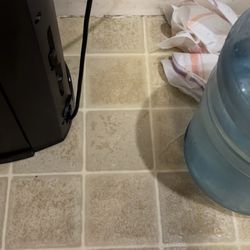 Alhambra Water - This is the 3rd machine and this is 2 rolls of paper towels that I have used and nearly fell in my kitchen