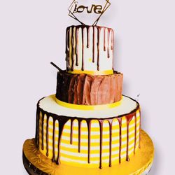 Build A Cake - 3 Tier Engagement Cake