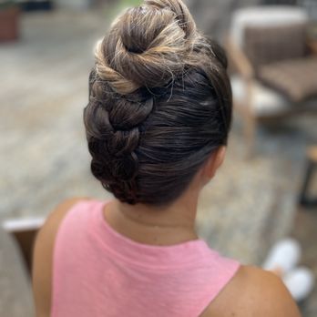 Shimmer'd - Hair Stylists Near Me Shimmer'd - Hair Stylists Near Me