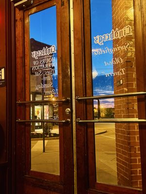 Lindberg's Tavern by null