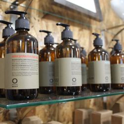 Pure headspa - INFINITE STYLING EXPRESSIONS, NOURISHED AND PROTECTED HAIR