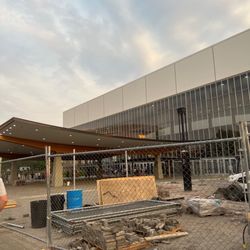 Memorial Coliseum - Construction