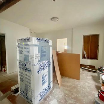 K&C Renovations & Construction - Leaving room before - General Contractors Near Me