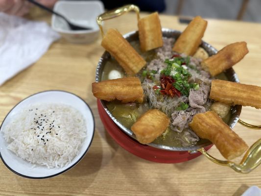 Ten Seconds Yunnan Rice Noodles / Nai Brother Chinese Sauerkraut Fish by null