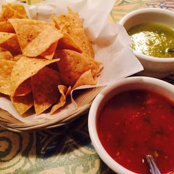 Susupuato Restaurant - Complimentary chips and salsa 4/5 rating (but I only ate the salsa verde, so good. This stuff should be sold in stores) - Mexican Near Me - Chicago, Illinois Susupuato Restaurant - Complimentary chips and salsa 4/5 rating (but I only ate the salsa verde, so good. This stuff should be sold in stores) - Mexican Near Me - Chicago, Illinois