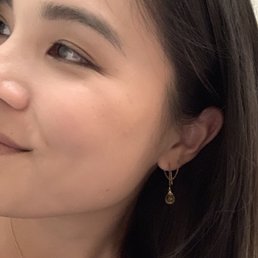Citrine ear threaders! These are my FAVORITE earrings from Flotsam. I always get a lot compliments  on them too.