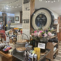 Mach's Market