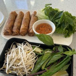 Eggrolls Eggrolls