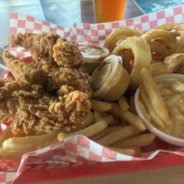 3 Fried Chicken Tender Plate