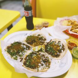 Taqueria El Farolito - 4 tacos de asada!