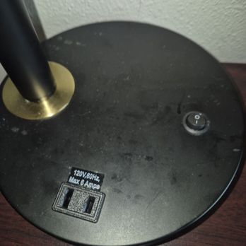 La Quinta by Wyndham LaGrange / I-85 - This is how nasty and dusty the lamp was at check in. - Hotels Near Me - LaGrange, Georgia
