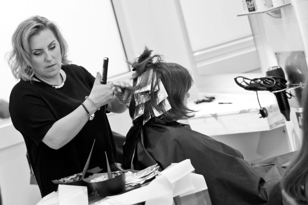 CUTTING CLUB Updated September 2024 207 Grimsby Road, Cleethorpes