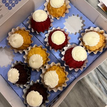 Nothing Bundt Cakes - A dozen Bundt cakes - Bakeries Near Me - Bethesda, Maryland Nothing Bundt Cakes - A dozen Bundt cakes - Bakeries Near Me - Bethesda, Maryland